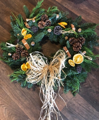 Festive Wreath (Natural style)