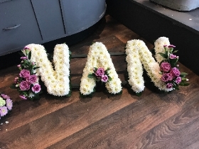 NAN Lettering